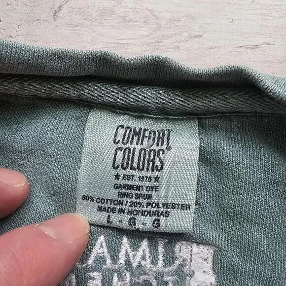 Powered By Avocados Green Crewneck Comfort Colors Sweatshirt Size Adult LG - Picture 3 of 5